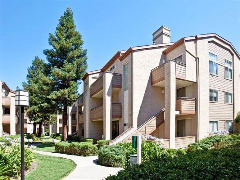 Apartments Near Pleasanton