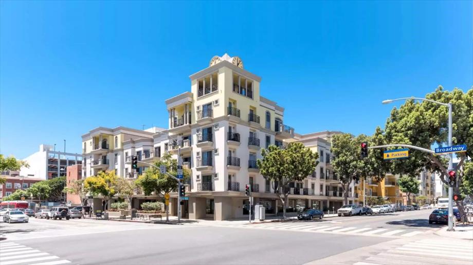 425 Broadway - Santa Monica, CA 90401| Furnished Apartments